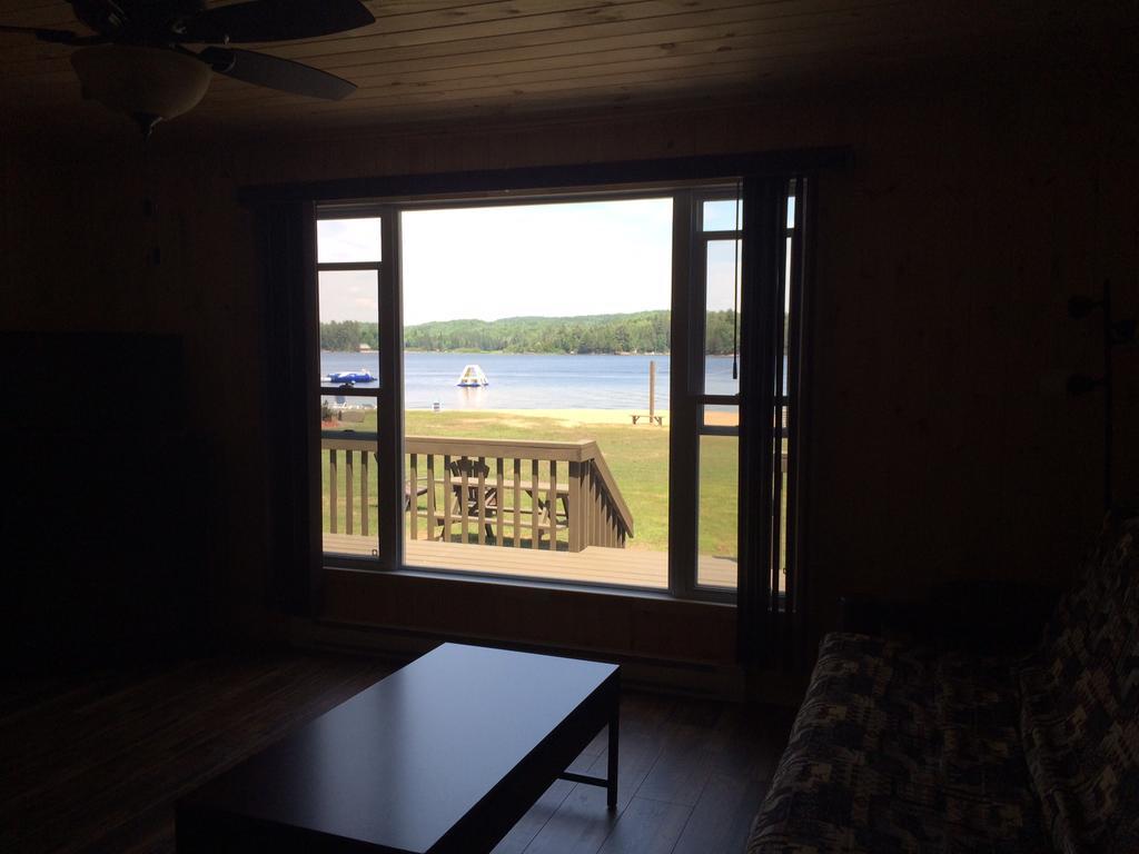 Cloverleaf Cottages Oxtongue Lake المظهر الخارجي الصورة