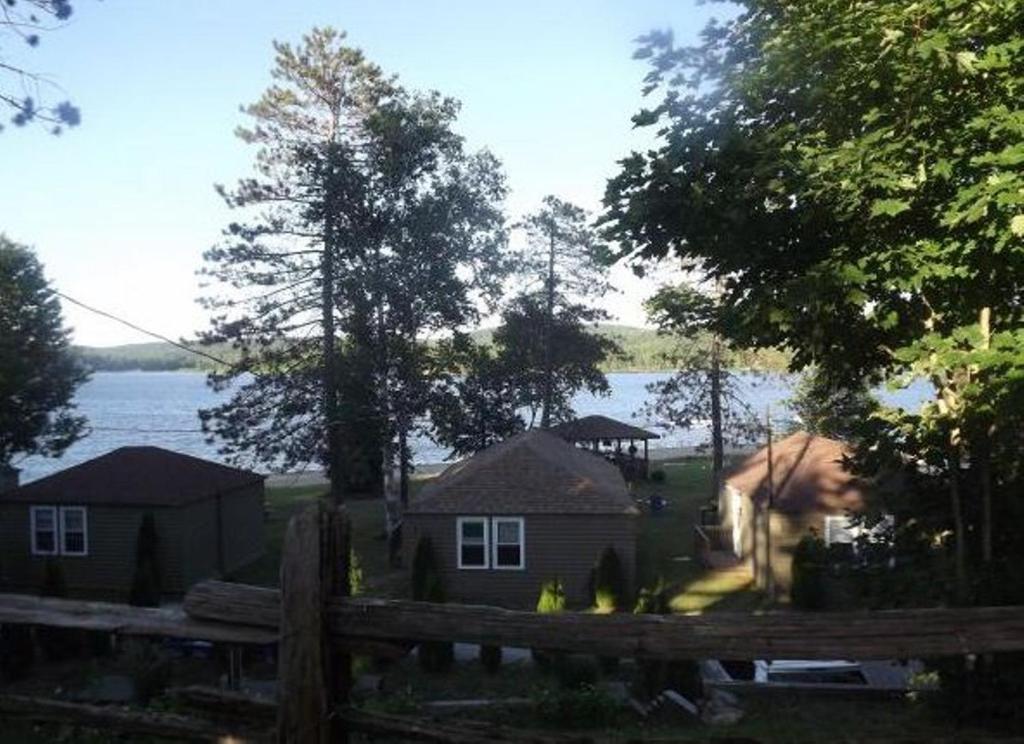 Cloverleaf Cottages Oxtongue Lake المظهر الخارجي الصورة